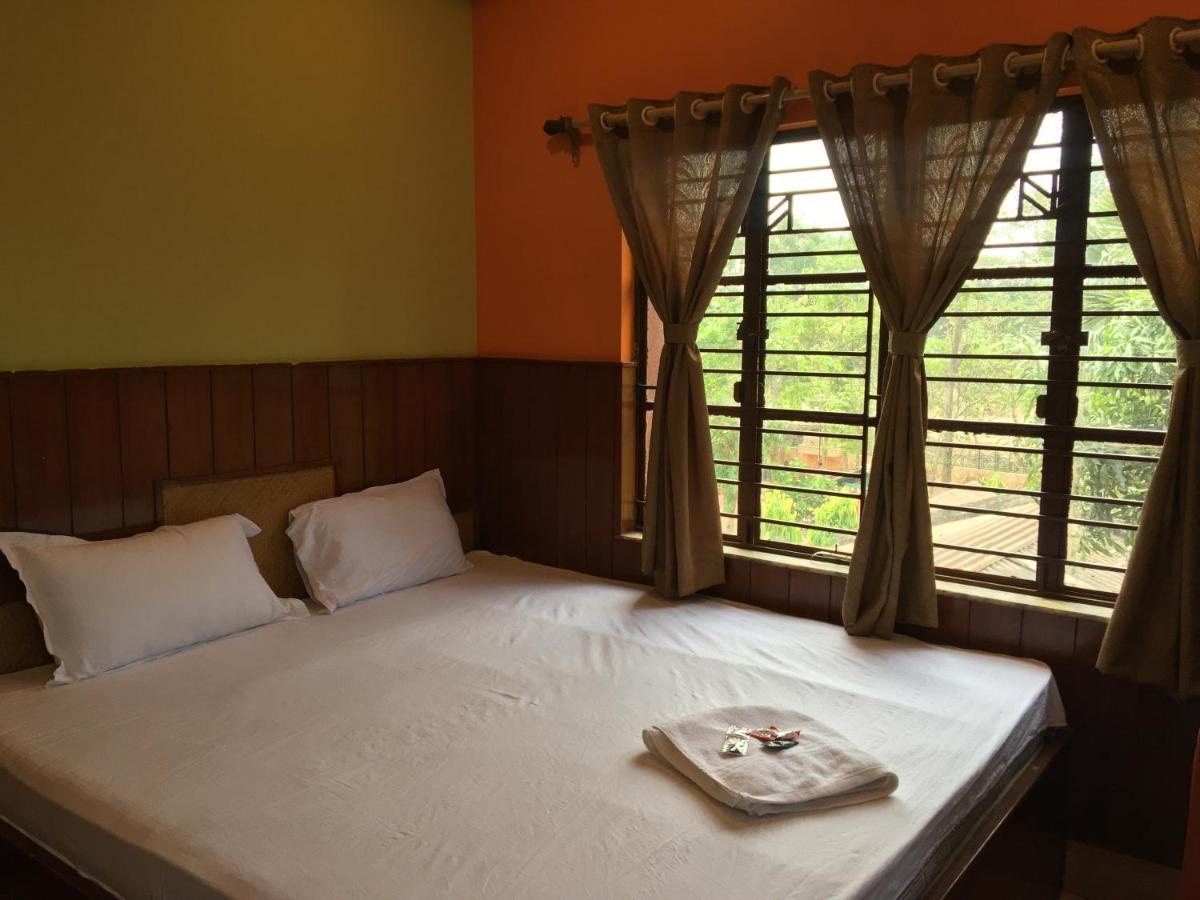 Whispering Woods Inn Bolpur Exteriér fotografie